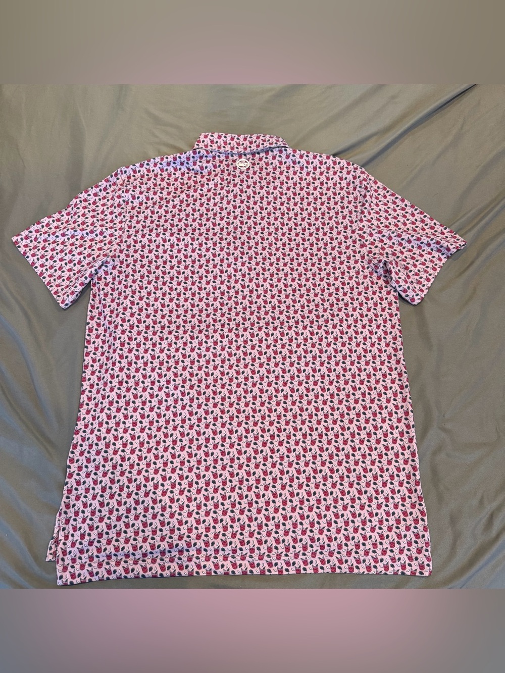 Vineyard Vines NWT Palermo OTG Golf Polo Grape Cocktail AOP Sz M - Picture 2 of 7
